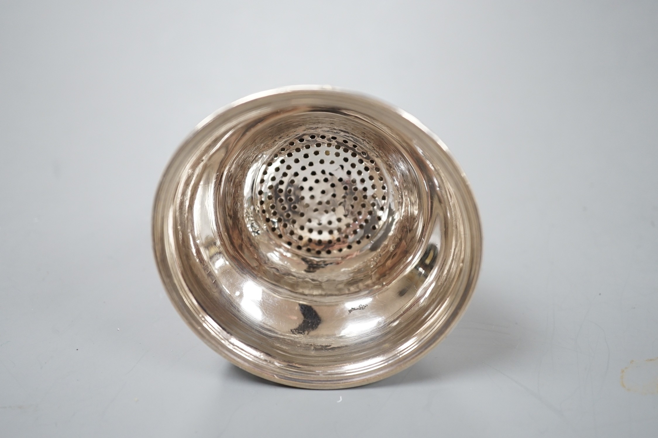 A small George III silver wine funnel, William Sumner, London, 1781, 11.4cm.